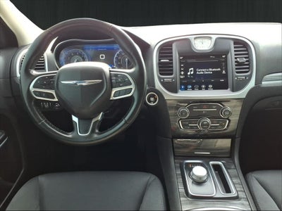 2022 Chrysler 300 Touring