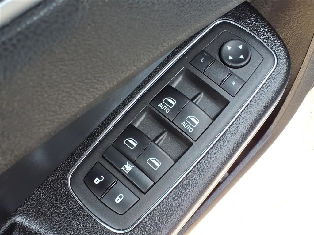 2022 Chrysler 300 Touring