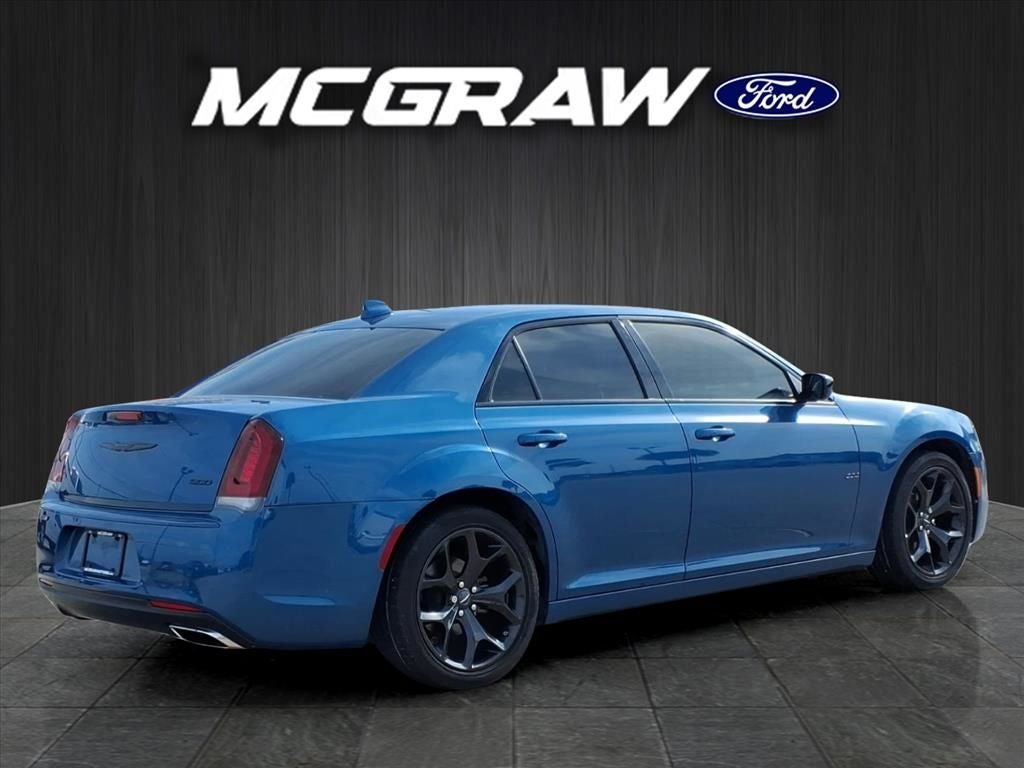 2022 Chrysler 300 Touring