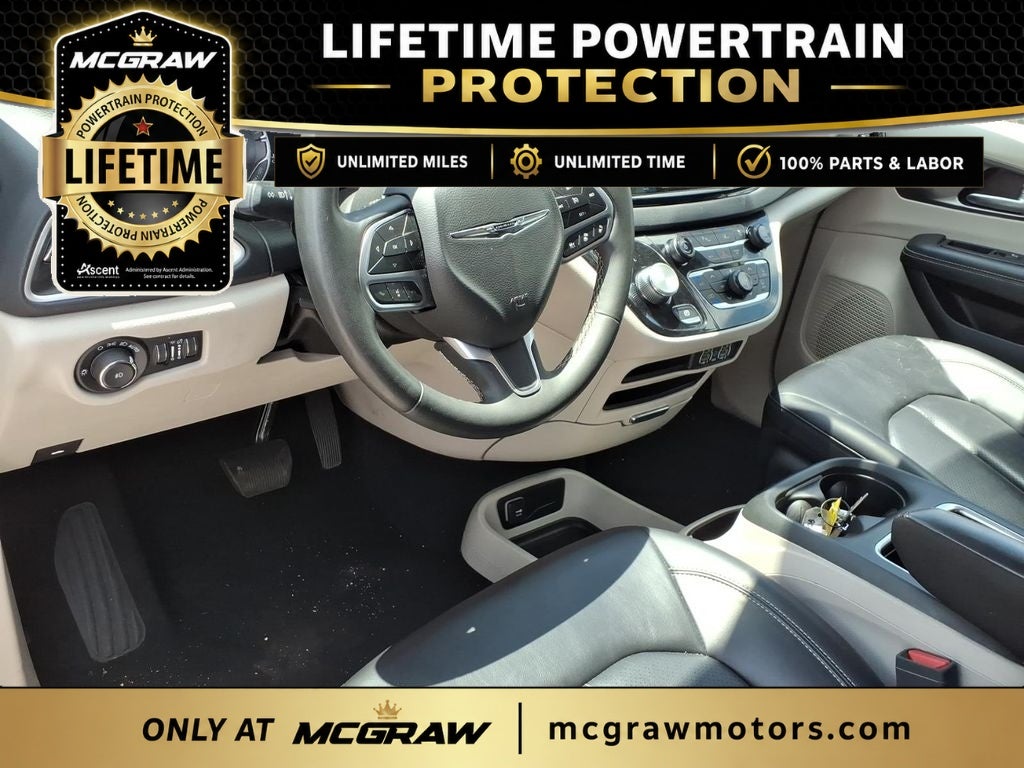 2023 Chrysler Pacifica Touring L