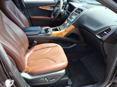 2020 Lincoln Nautilus Reserve