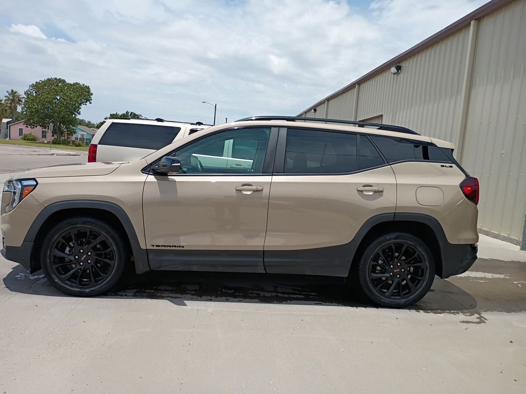 2023 GMC Terrain SLE