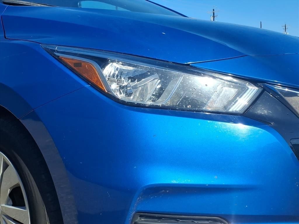 2022 Nissan Versa 1.6 S