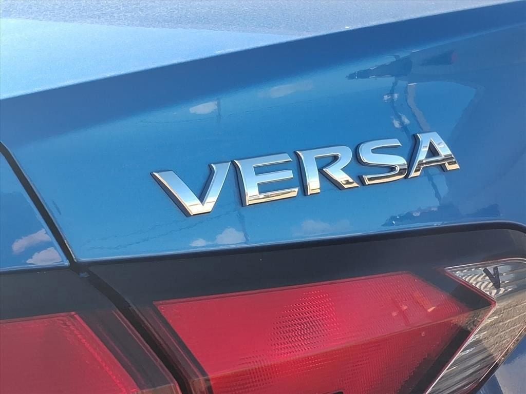 2022 Nissan Versa 1.6 S