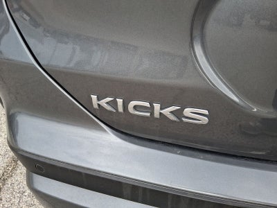 2022 Nissan Kicks SV