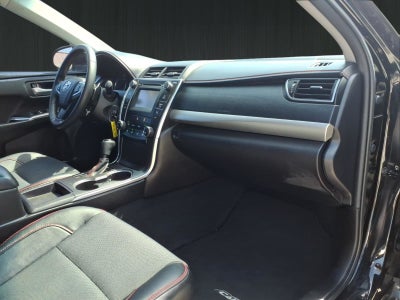 2017 Toyota Camry SE