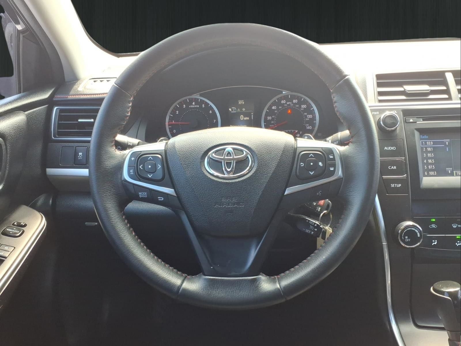 2017 Toyota Camry SE