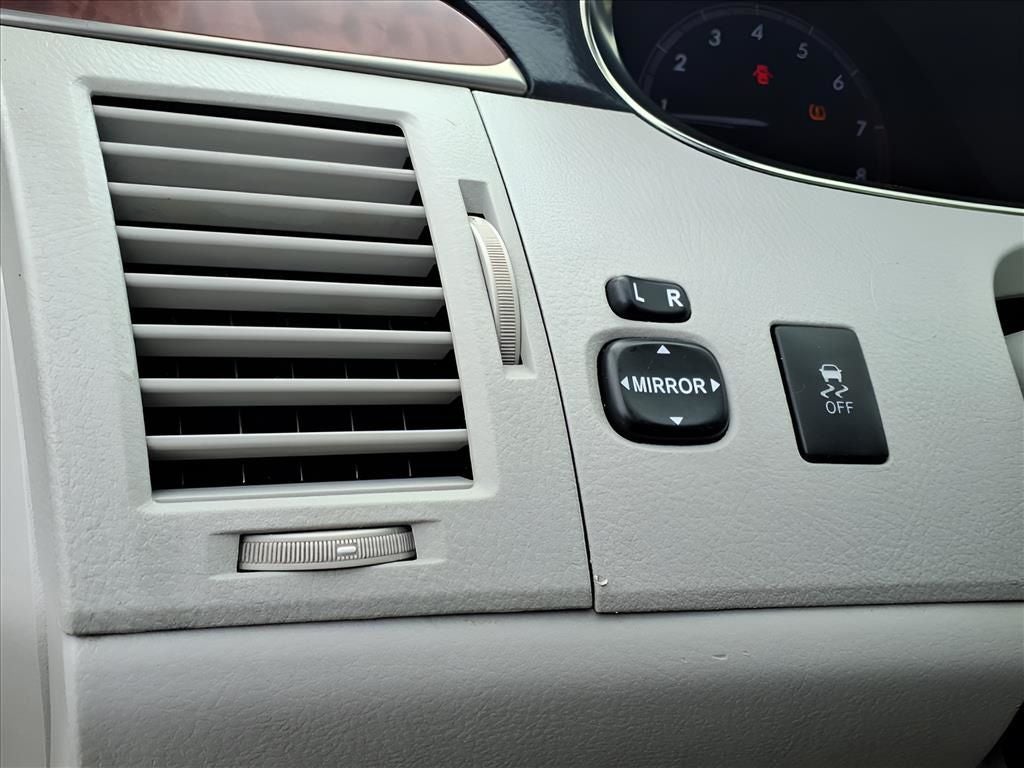 2012 Toyota Avalon Base