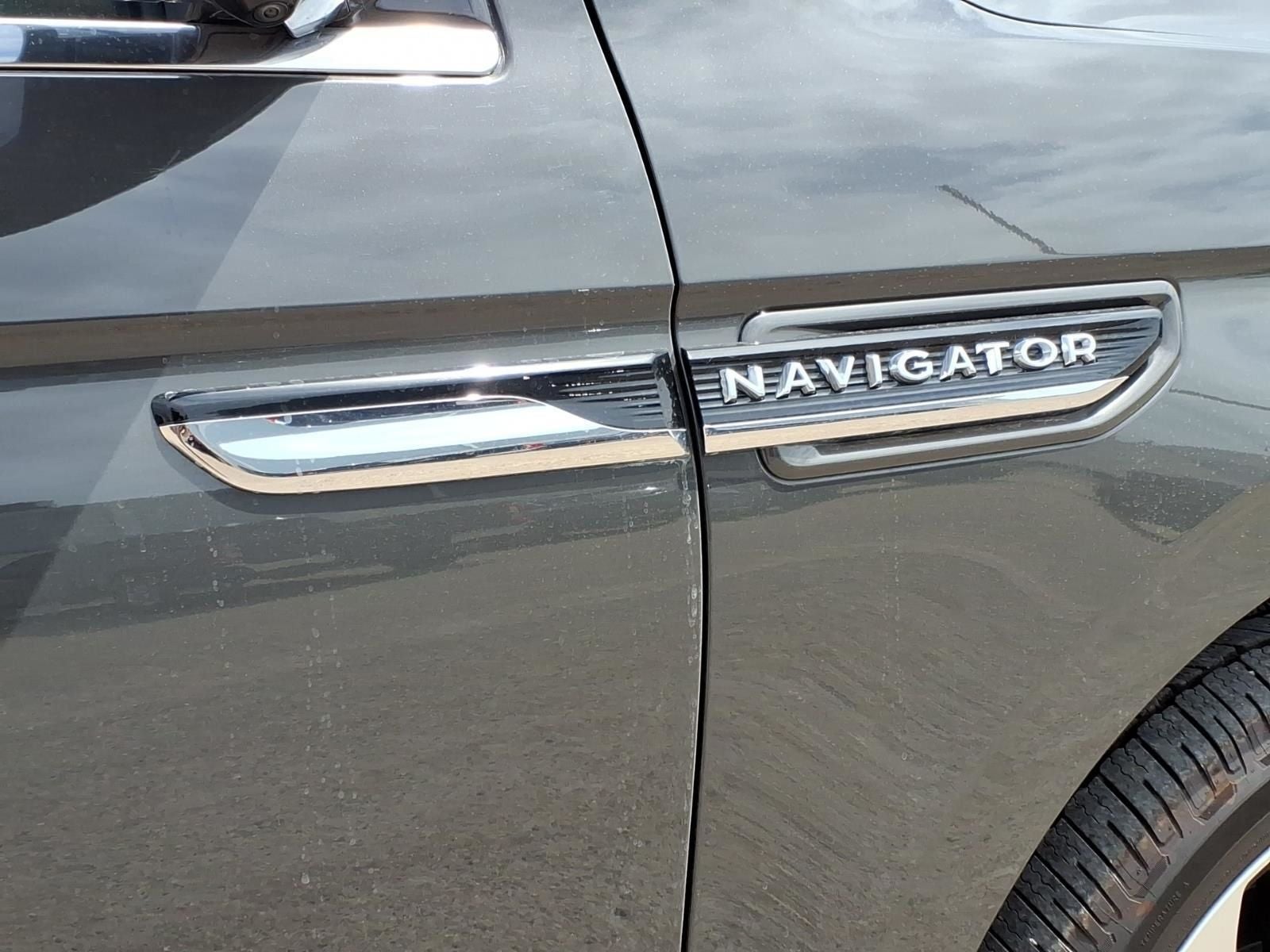 2023 Lincoln Navigator Black Label