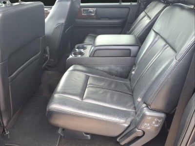 2015 Lincoln Navigator L Base