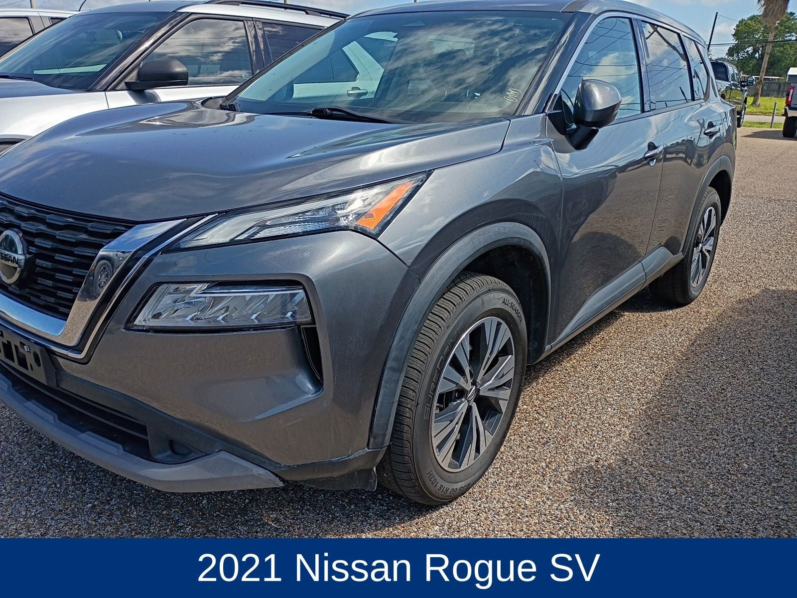2021 Nissan Rogue SV