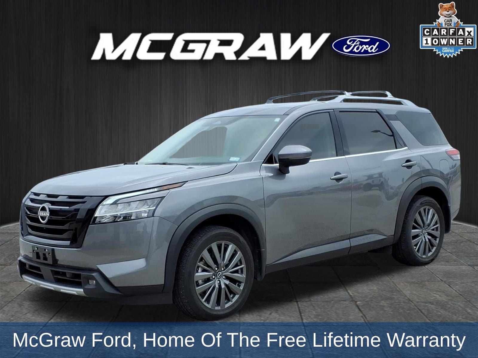 2024 Nissan Pathfinder SL