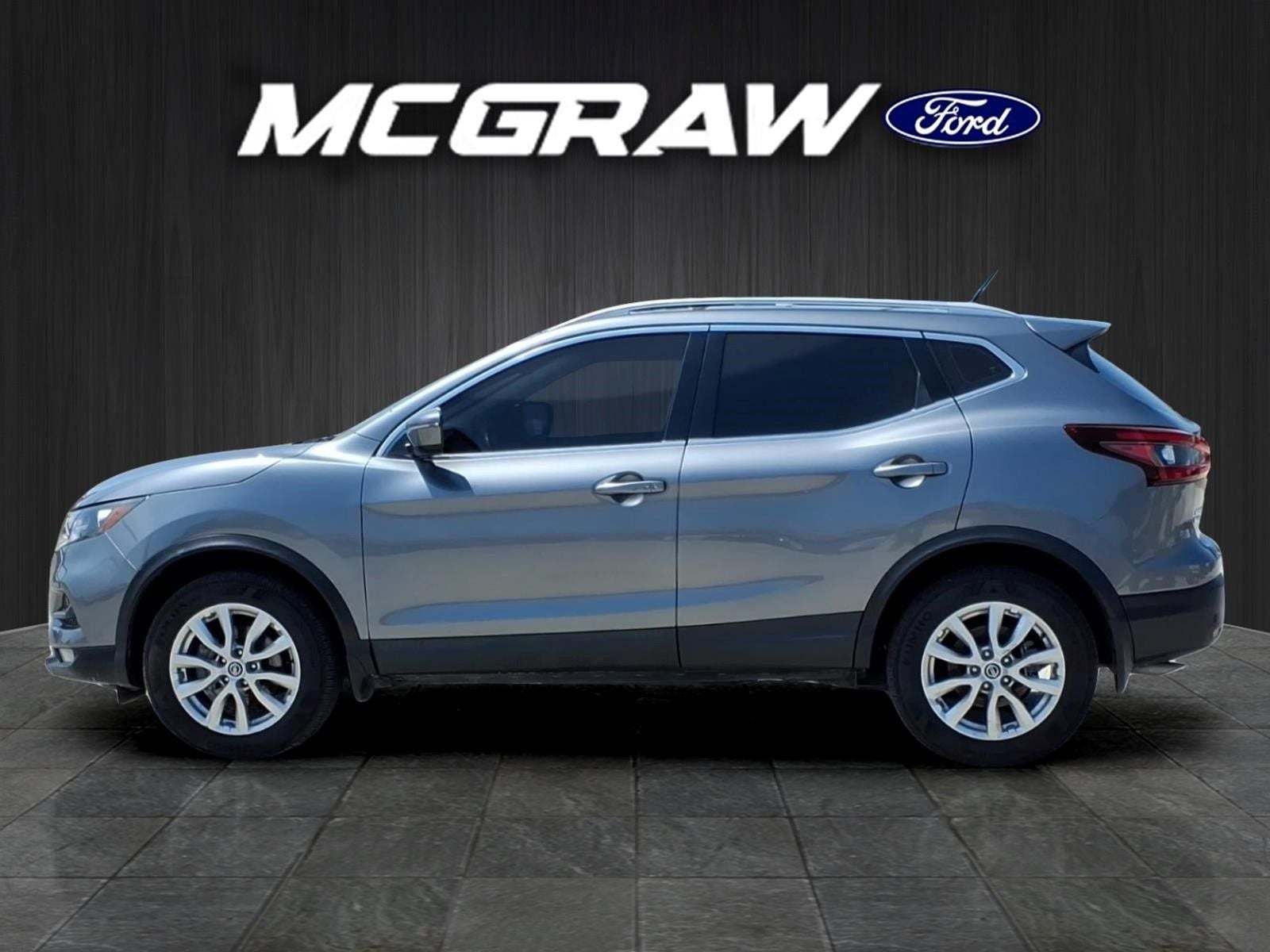 2022 Nissan Rogue Sport SV