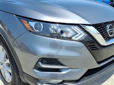 2022 Nissan Rogue Sport SV