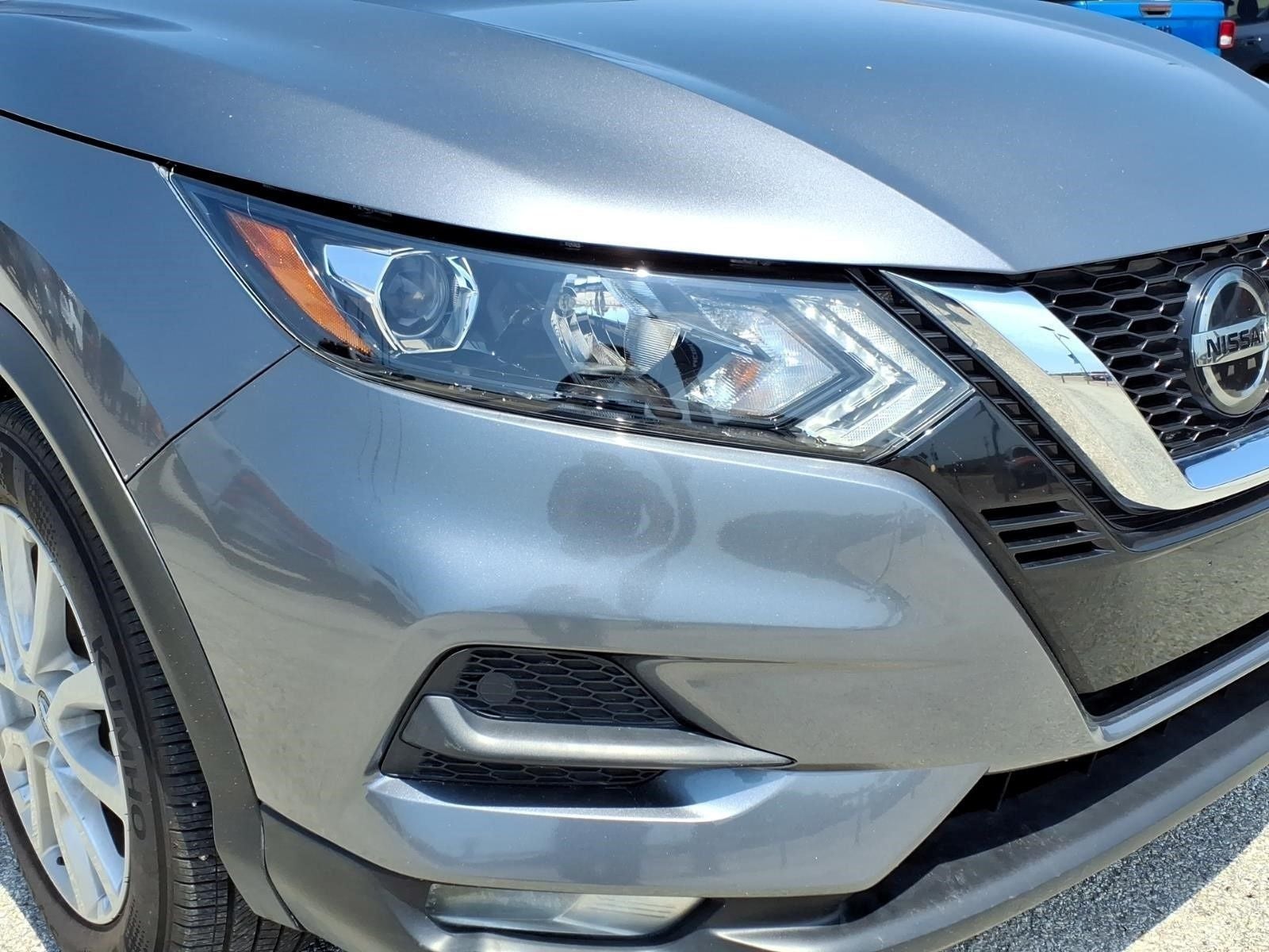 2022 Nissan Rogue Sport SV