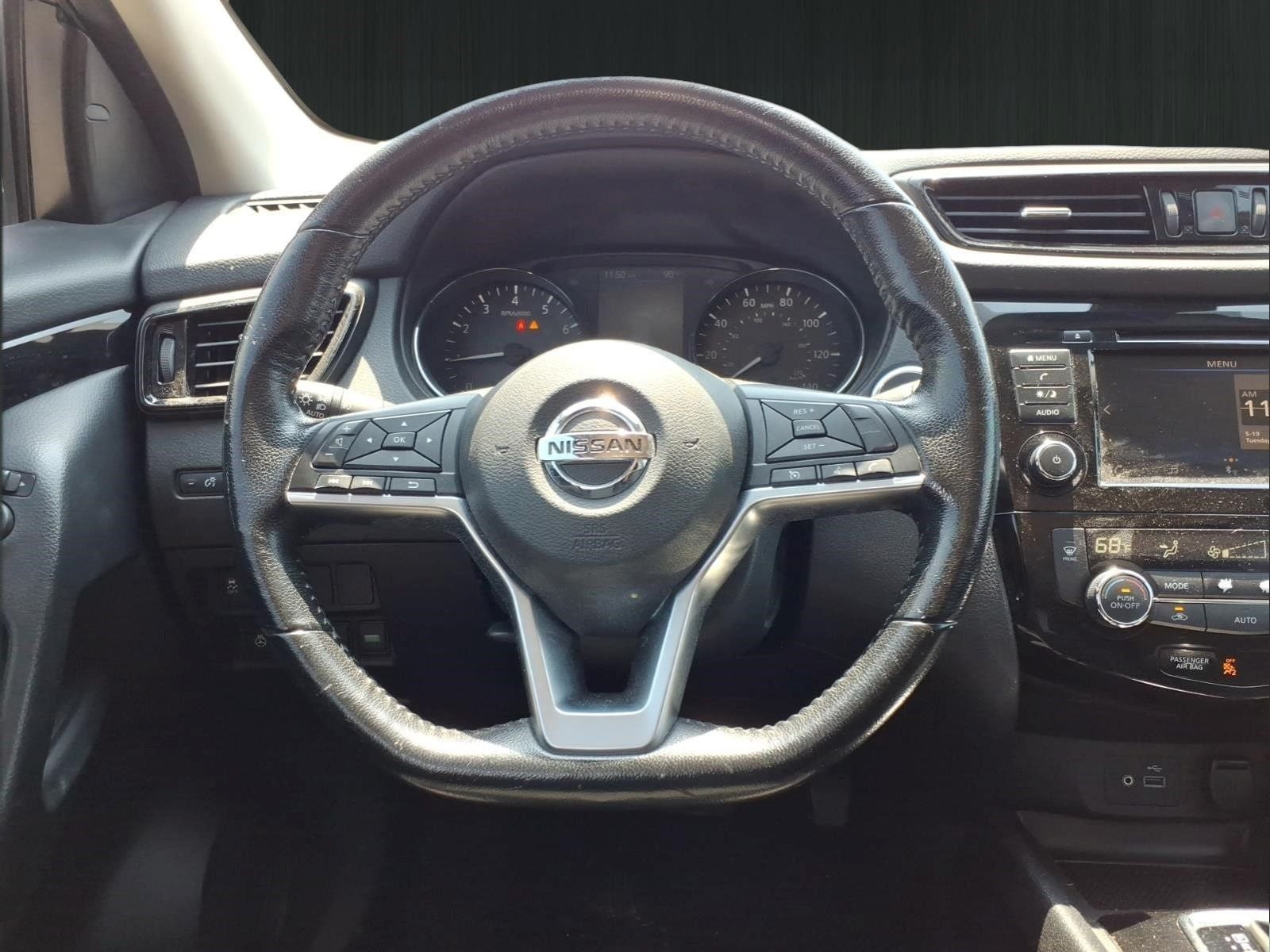2022 Nissan Rogue Sport SV