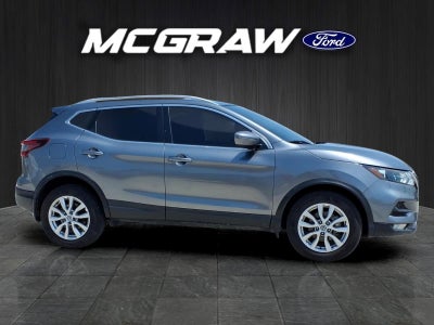 2022 Nissan Rogue Sport SV