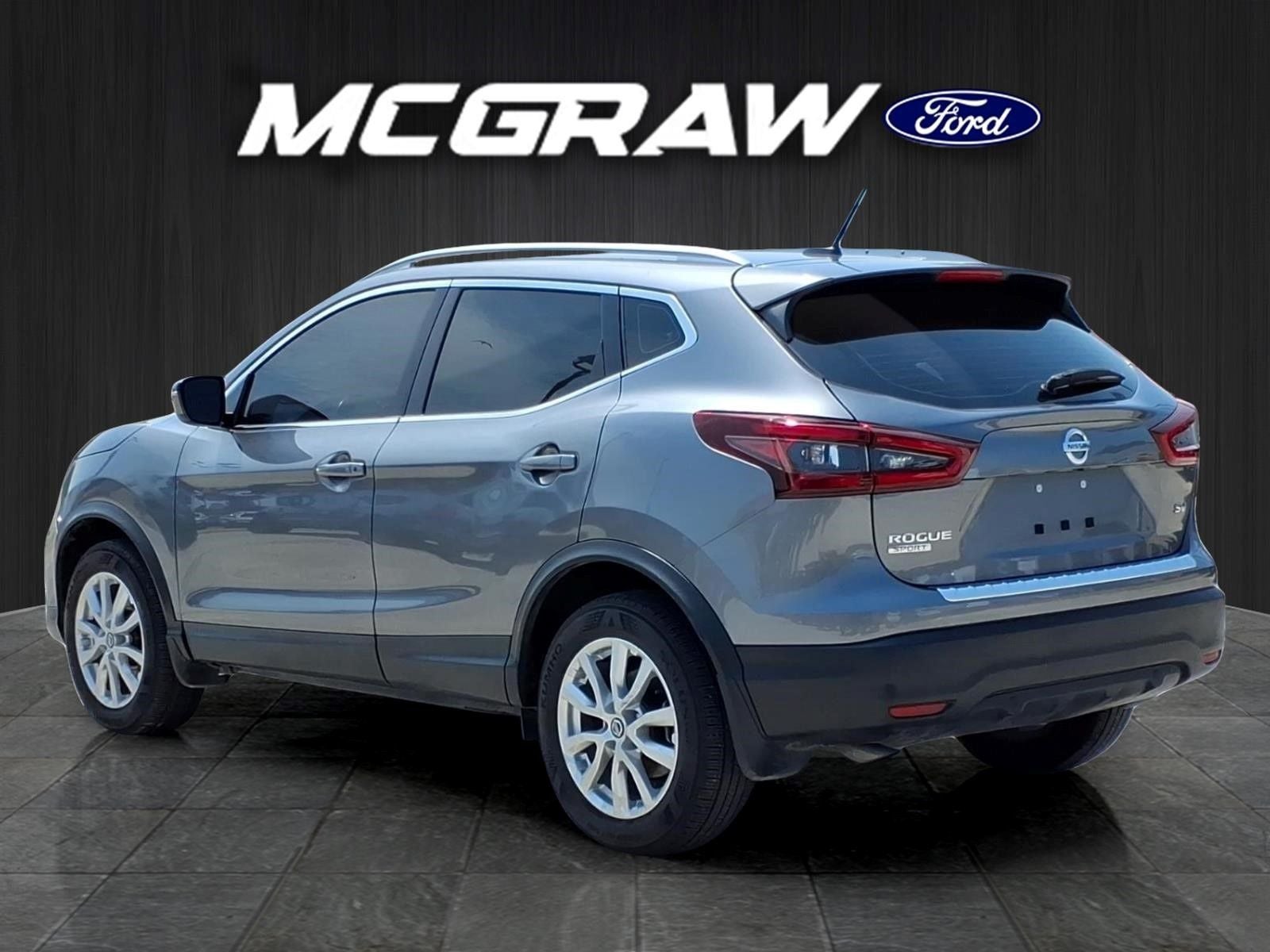 2022 Nissan Rogue Sport SV