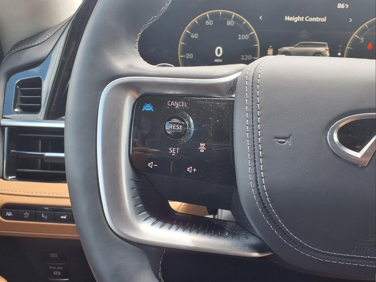 2025 INFINITI QX80 SENSORY