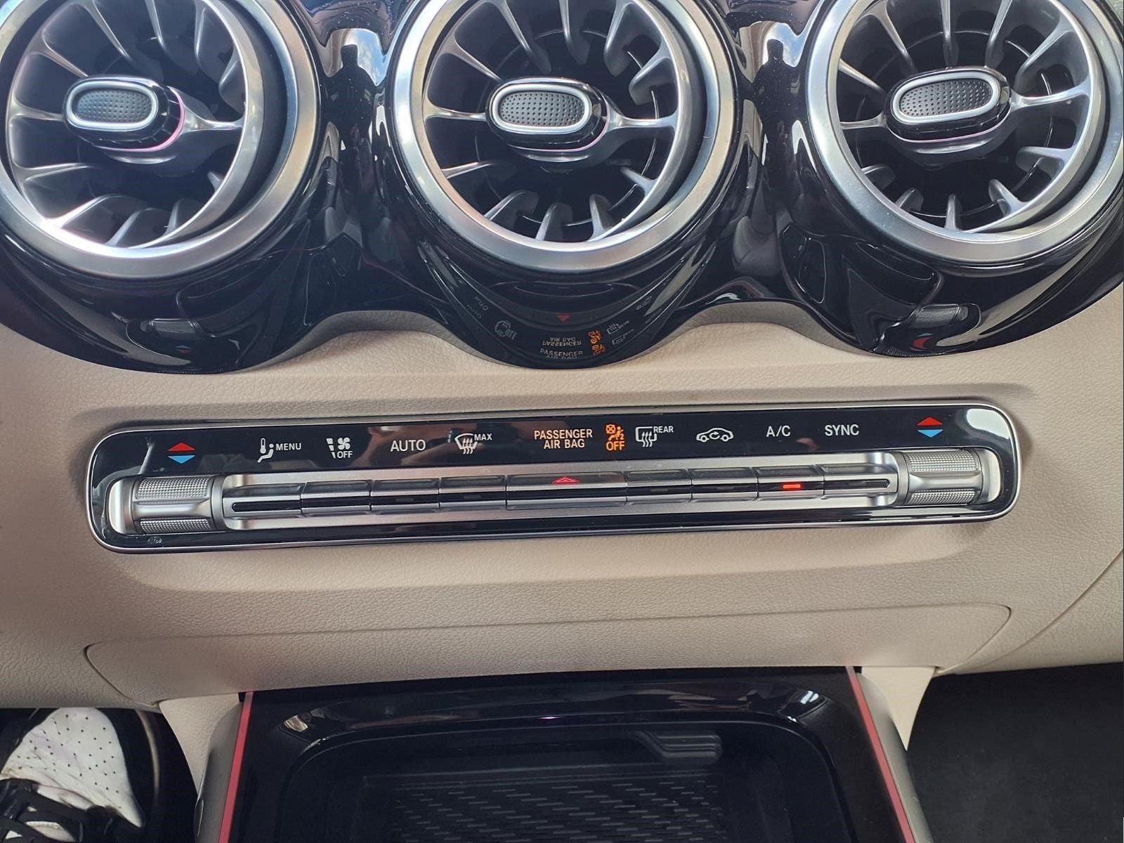 2025 Mercedes-Benz GLB GLB 250
