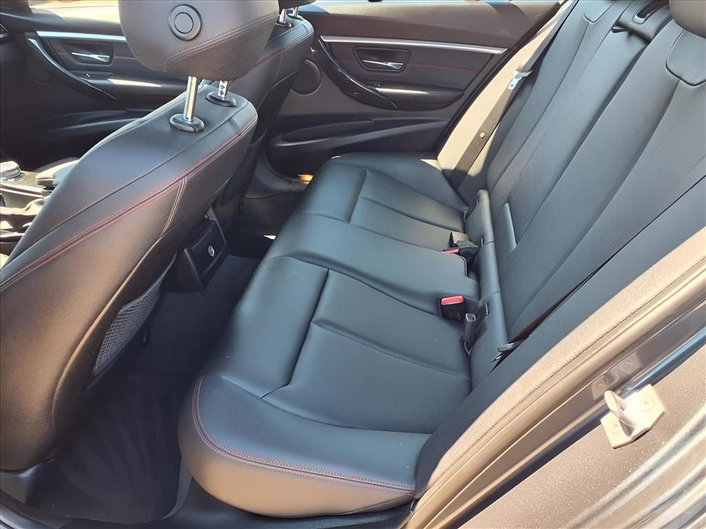 2018 BMW 3 Series 330i xDrive