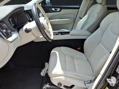 2023 Volvo XC60 B5 Core
