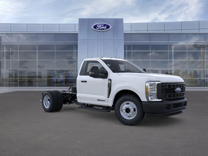 2026 Ford Chassis Cab F-350® XL