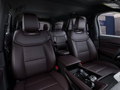 2027 Ford Explorer 4-Door 4DR RWD PLTNM